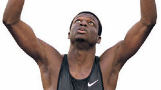 볼트의 400m 기록 깬 19세 키라니 제임스