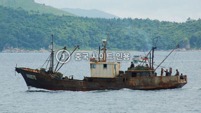 북한 어부들이 혈안이 돼서 찾는 한국산은?