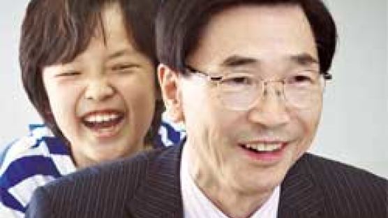 [j Focus] 아홉 살 아들에게 홈스쿨링 유종근 전 전북지사