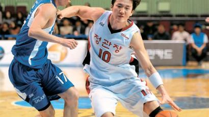 [프로농구] 지난 시즌 신인왕 박찬희 “3점포 실력 봤지?” 
