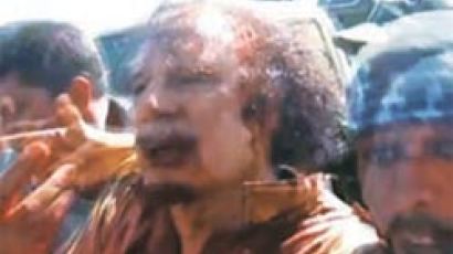 “분노한 19세 시민군, 카다피 쐈다”