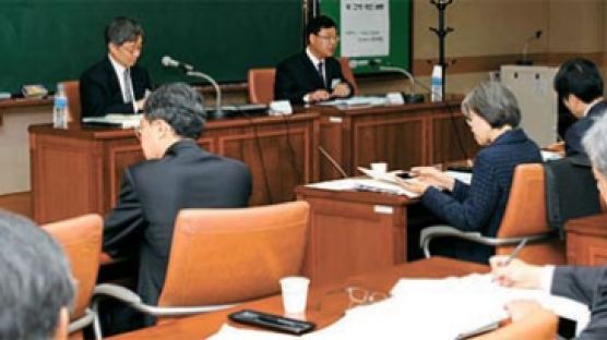 “성범죄 형량, 국민감정과 괴리” 전담 재판장 61인의 자기반성