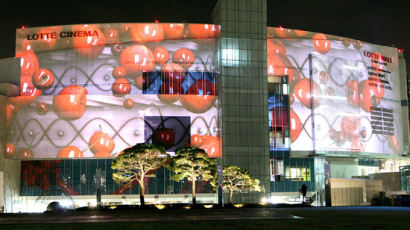 [사진] 롯데몰 김포공항점은 거대한 그림판 