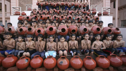 [사진] 인도의 항아리 축제