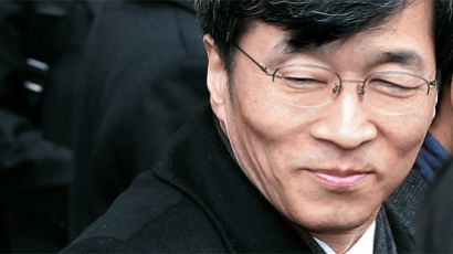 곽노현의 ‘정치적 승리’ … 유죄 받고 교육감 복귀