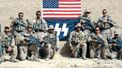 [사진] 아프간 미 해병대 저격수 ‘나치 깃발’ 논란