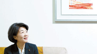 [j Focus] 국내 첫 디자인·미술 전공 국회의원 김정