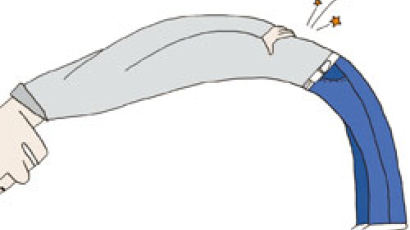 [건강 칼럼] 허리 ‘삐끗’땐 누워 안정 취하고 따뜻한 찜질·발바닥 마사지 효과