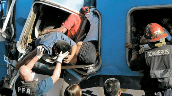 [사진] 아르헨티나 최악 열차 사고