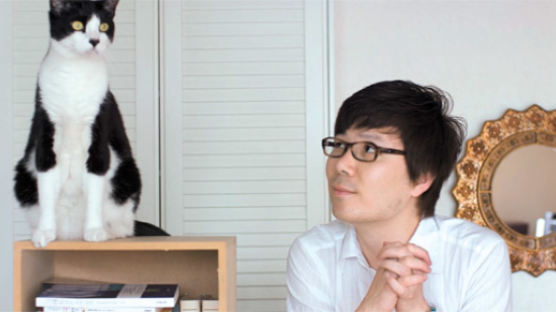 [BOOK이 만난 사람] 해외 거주 1년 반 만에 장편 『너의 목소리가 들려』 펴낸 소설가 김영하