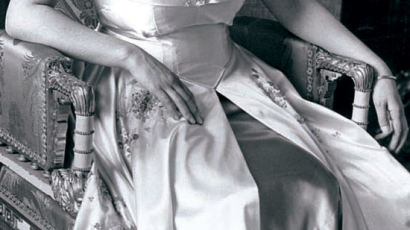 [사진] 처음 공개한 60년 전 엘리자베스 여왕 사진