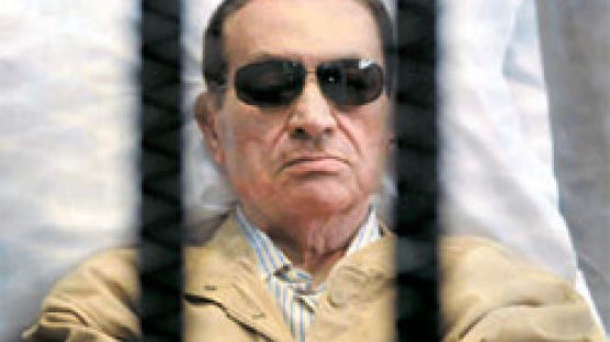 사형 면한 무바라크 …시민들 강력 반발
