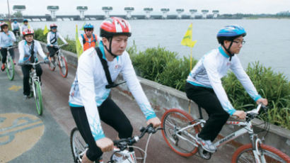 [사진] 3박4일 자전거 타며 낙동강 수질 조사 
