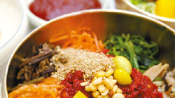 콩나물서 황포묵까지 30가지 … 전주비빔밥은 ‘퍼펙트 일품요리’