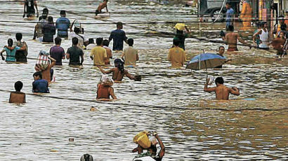 [사진] 필리핀 11일째 호우 … 사망 64명, 이재민 100만 명