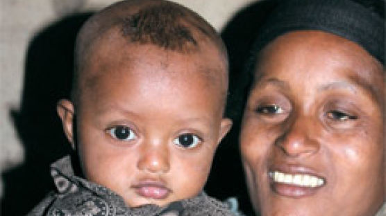 에디오피아 엄마가 아기 이름을 "코리아"로…