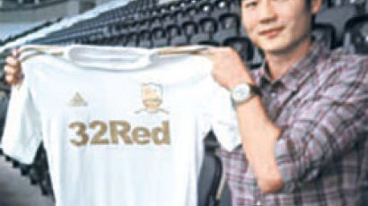‘지’에서 ‘기’로 … 바뀌는 한국축구 아이콘