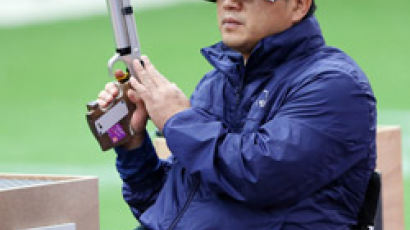 [런던 패럴림픽] 첫 금 권총 박세균, 농구선수였다네