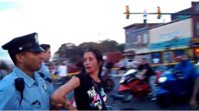 경찰 간부, 시위女 얼굴 때리고 수갑 채운뒤 헉