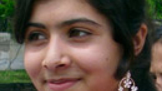 파키스탄, 14세 소녀에게 총격 탈레반 소탕령