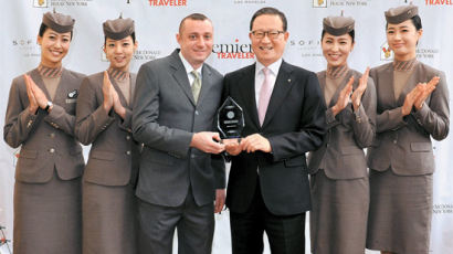 아시아나항공 … ‘2012 올해의 항공사’ 5관왕 대기록