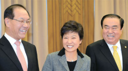 박근혜 “대북특사 파견은 곤란”