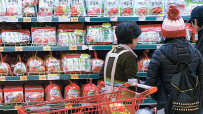 먹거리 값 줄줄이 올라…대형마트·식품업체 담합 조사