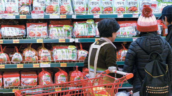 먹거리 값 줄줄이 올라…대형마트·식품업체 담합 조사