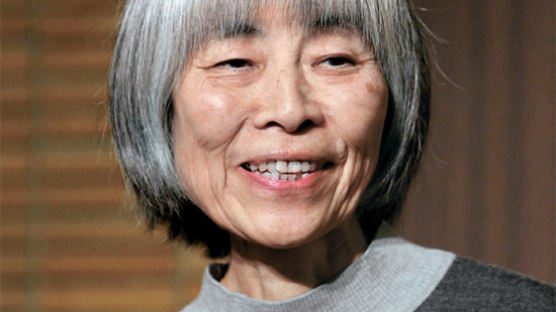 아쿠타가와상 ‘75세 문학소녀’ 구로다