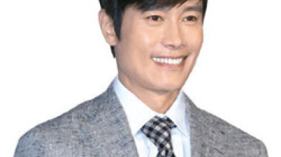 “이병헌의 식스팩 복근 3D로 보세요”