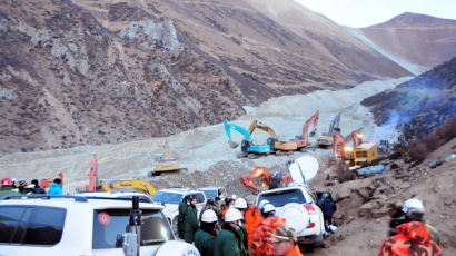 [사진] 중국 티벳 금광지역 산사태 발생 83명 매몰