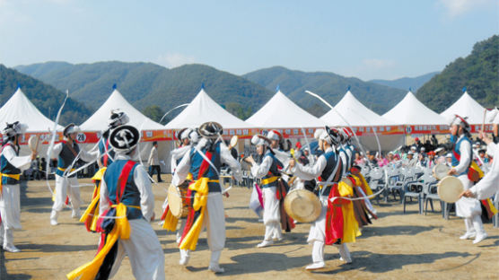 광덕 호두, 입장거봉, 성환배··· 천안 대표 ‘먹거리 축제’로 자리매김