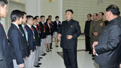 [사진] 김정은 위원장의 하루