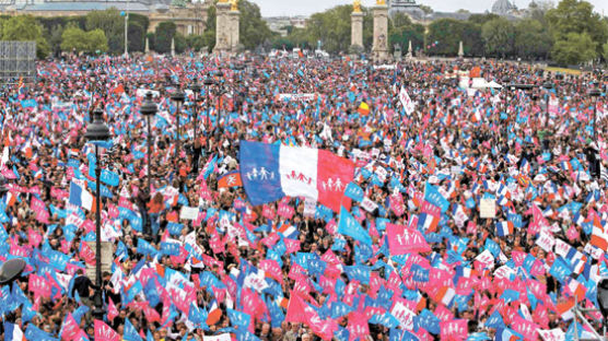 "동성결혼 반대" … 프랑스 68혁명 이후 최대 시위