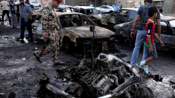 [사진] 이라크 10차례 연쇄 폭탄테러 … 최소 66명 숨져