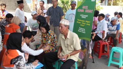 롯데마트, 대한민국 유통업체 최초 인도네시아 시장에 진출