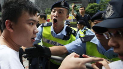[사진] 홍콩반환기념식과 민주화요구 시위