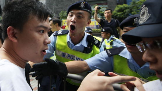 [사진] 홍콩반환기념식과 민주화요구 시위