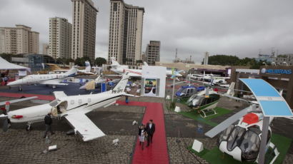 [사진] 브라질에서 열린 '자가용항공기 전시회'