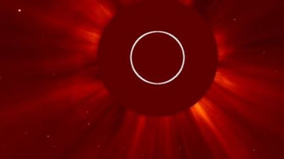 초대형 태양 폭풍, 전력망·통신 마비 되나…"1~2일 내 도달"