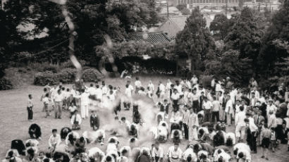 [사진] 김구 선생 장례식에서 오열하는 사람들 ‘가슴 먹먹’ 