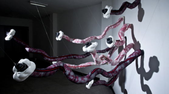 [사진] 오혜선 작가, 4번째 개인전 ‘지퍼로 만든 몸’