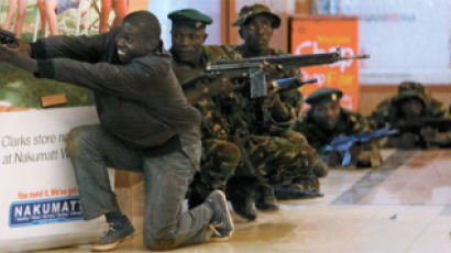 케냐 인질 테러 … 다국적 군 진압작전