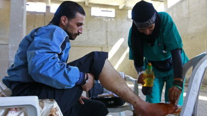 [사진] 전쟁이후 재단사에서 간호사가 된 시리아 여인