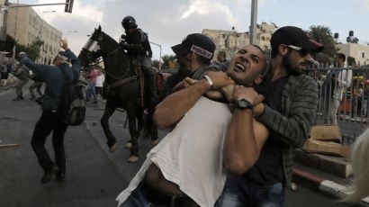 [사진] 예루살렘에서 시위벌인 팔레스타인 사람2명 구속