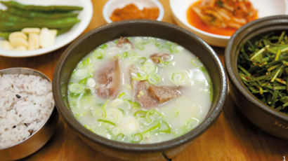 머릿고기 푸짐한 진국 한 사발에 몸도 마음도 뜨끈