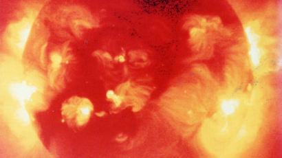 태양 흑점 3단계 폭발, "폭발 1시간 뒤 종료" 지구는 안전?