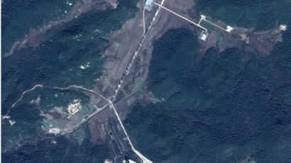[사진] 북한 서해 동창리 이동식 미사일 발사대 추가공사 진행