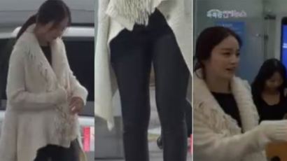 김태희 공항 패션, ‘블랙&화이트’에 포인트는 바로…