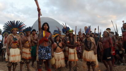 [사진] 브라질 쿠이아바 원주민들 ‘게임은 이제 시작이야’
